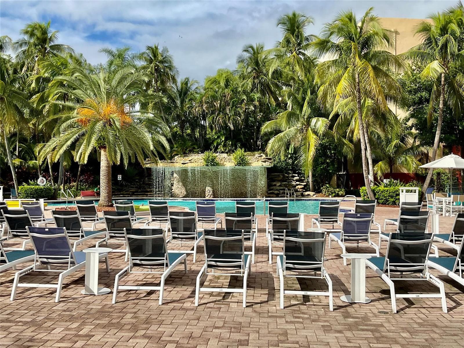 9517 Fontainebleau Boulevard # 224, Miami FL 33172 — 9
