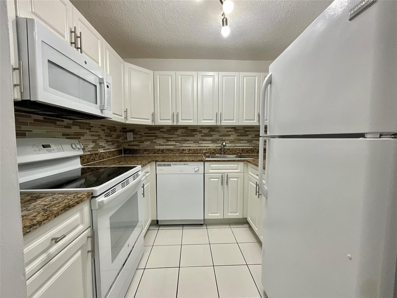 9517 Fontainebleau Boulevard # 301, Miami FL 33172 — 1