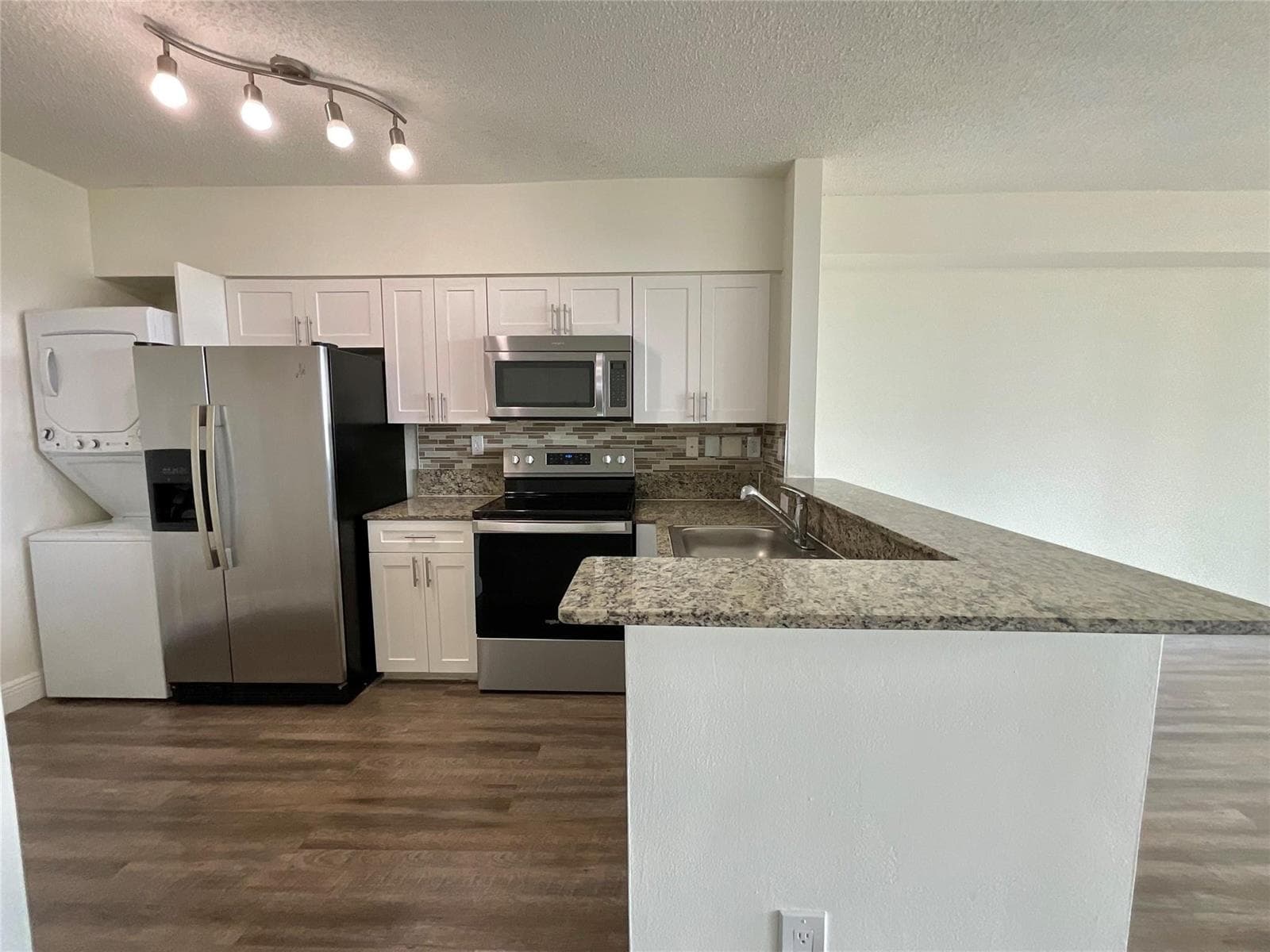 16900 N Bay Road # 601, Sunny Isles Beach FL 33160 — 1