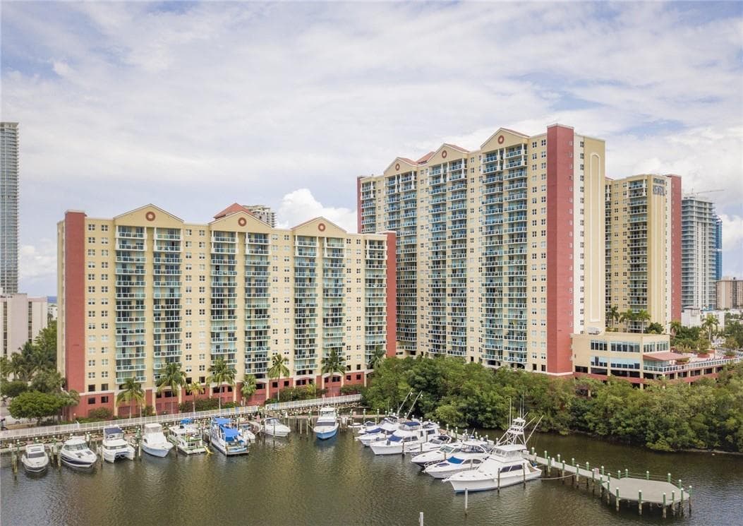 16900 N Bay Road # 601, Sunny Isles Beach FL 33160 — 9