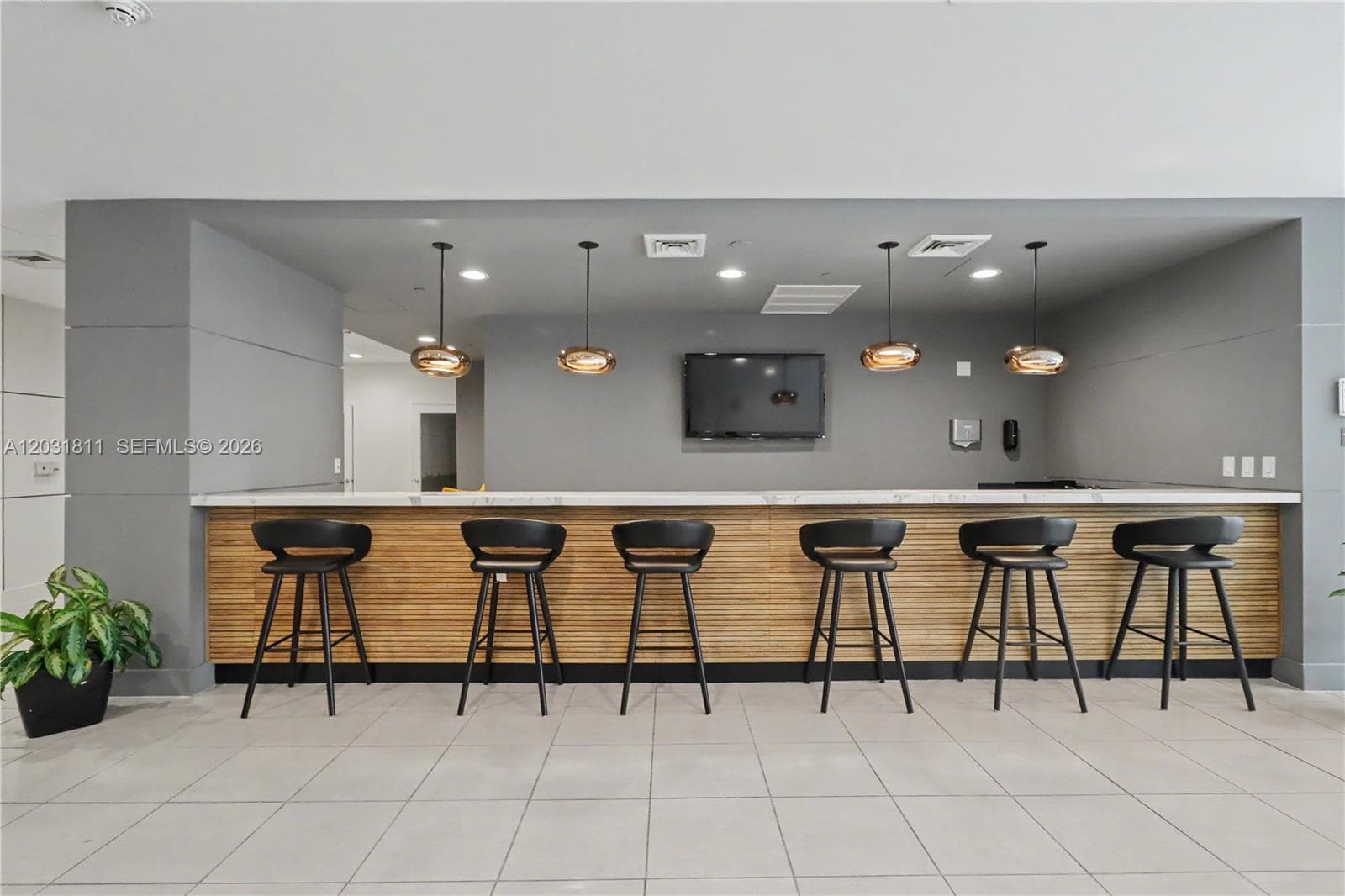 1250 S Miami Ave # 1701, Miami FL 33130 — 32