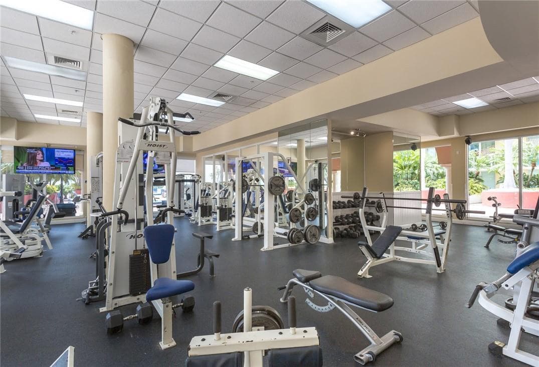 16900 N Bay Road # 817, Sunny Isles Beach FL 33160 — 25