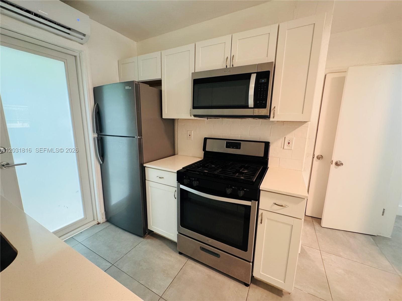 75 Washington Ave # 10, Miami Beach FL 33139 — 6