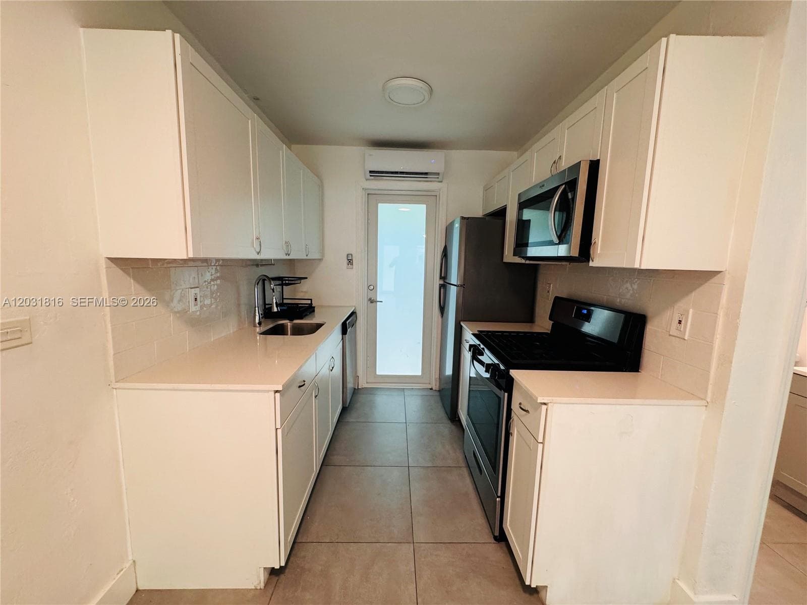 75 Washington Ave # 10, Miami Beach FL 33139 — 5