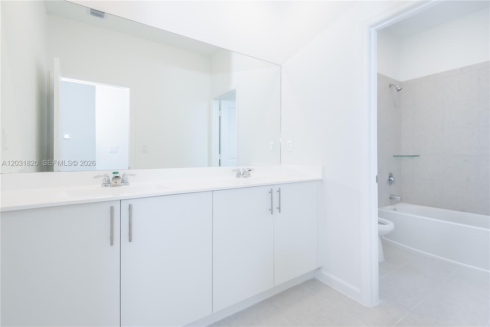 2636 SE 8th Ct, Homestead FL 33035 — 18