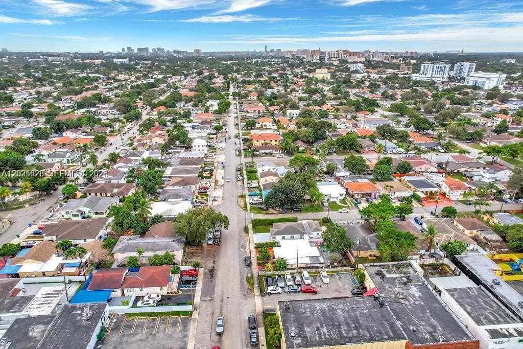 600 NW 34th Ave, Miami FL 33125 — 39