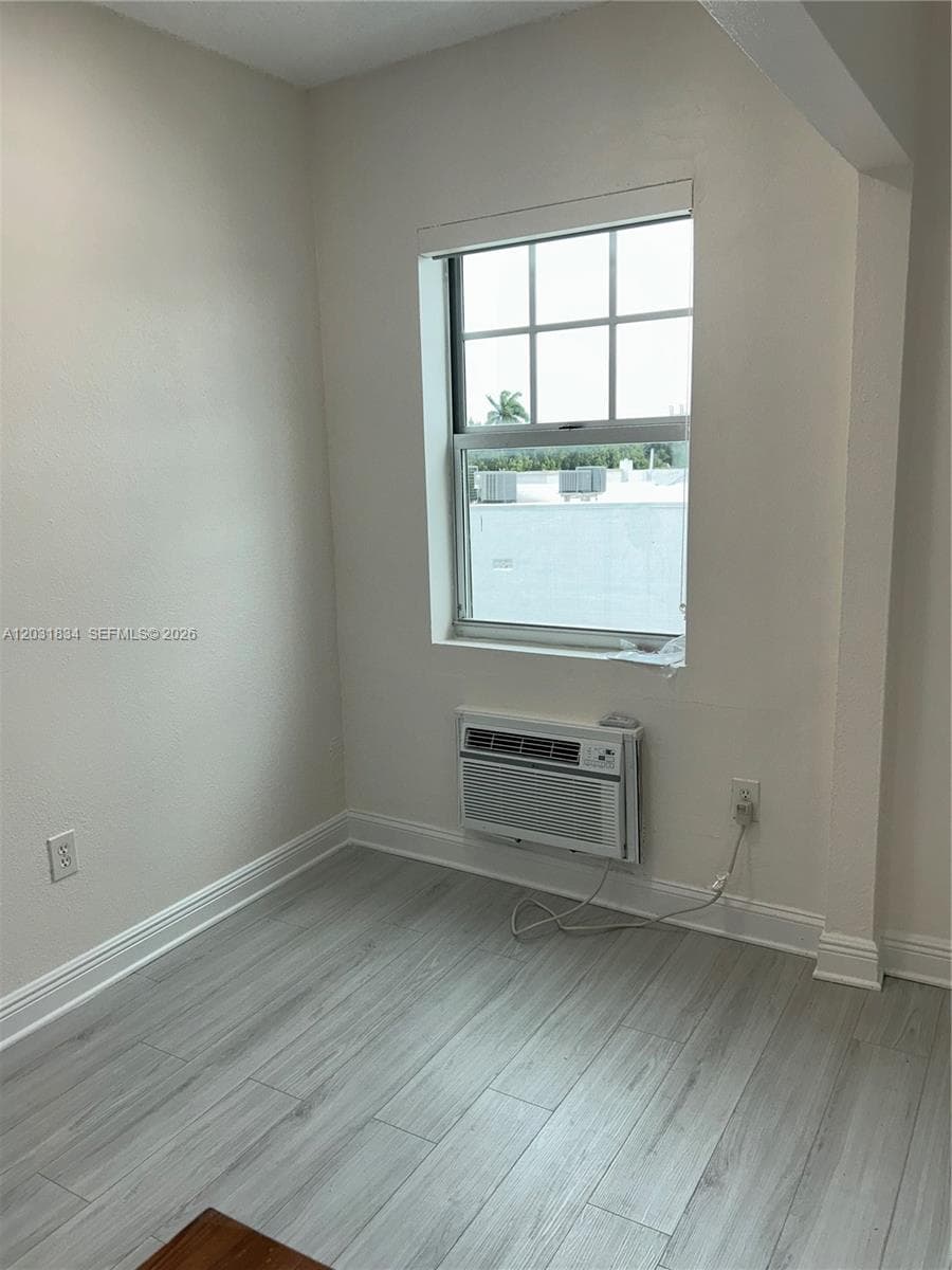 1017 Jefferson Ave # 306, Miami Beach FL 33139 — 10