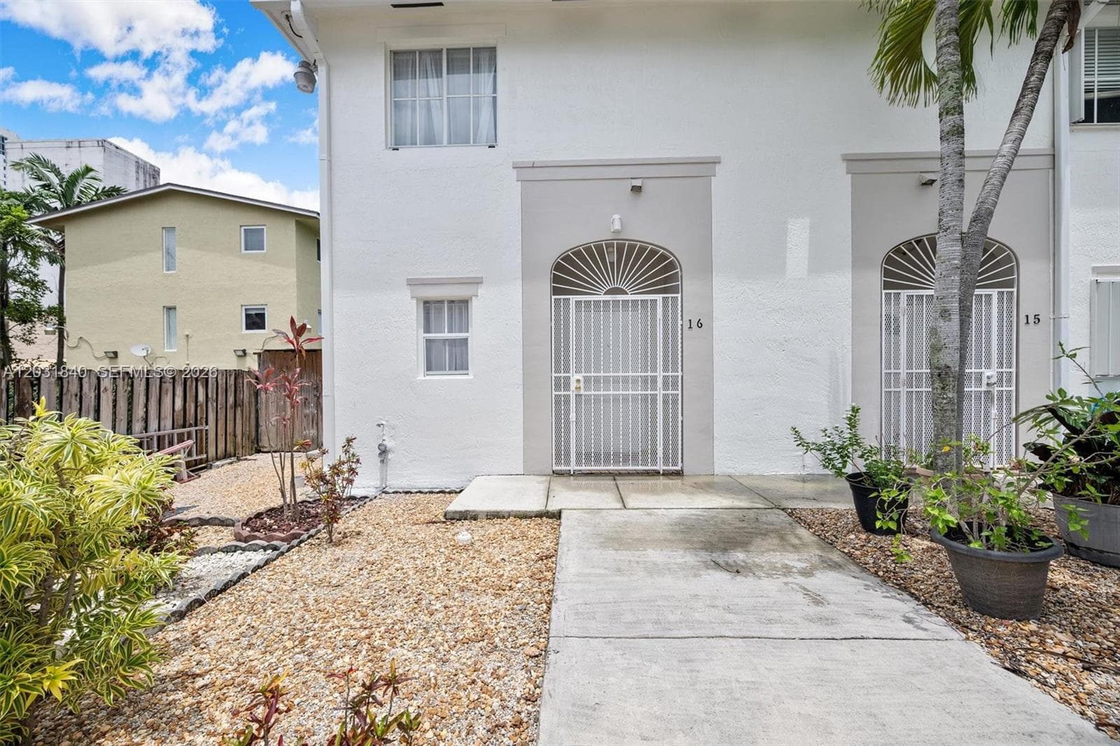 421 SW 3rd St # 16, Miami FL 33130 — 1