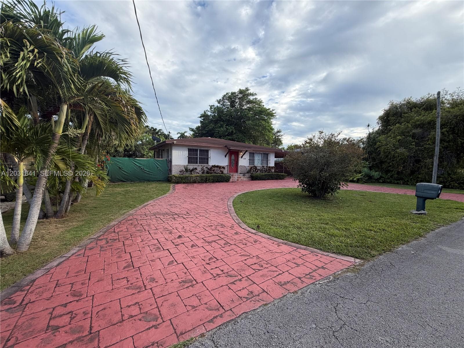 6318 SW 27th St, Miami FL 33155 — 3