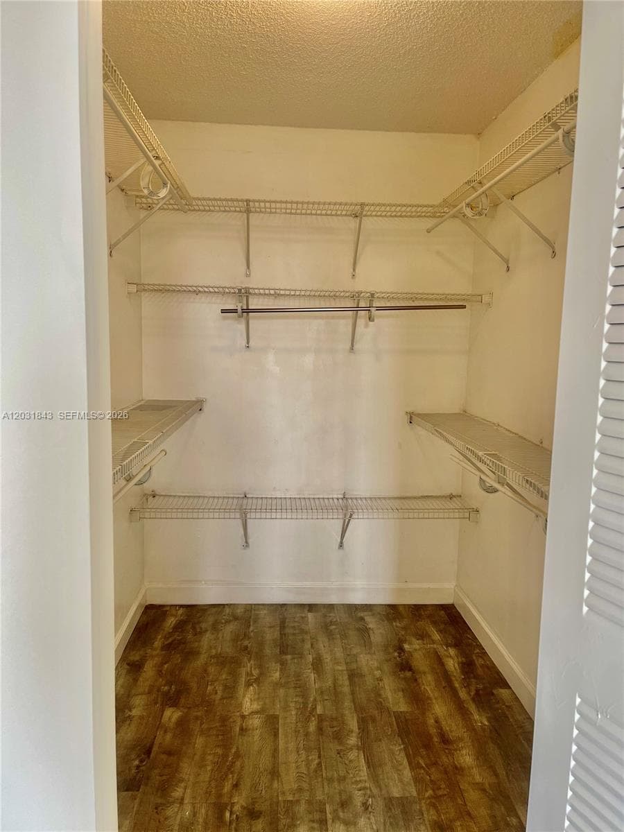 8321 NW 7th St # 407, Miami FL 33126 — 14