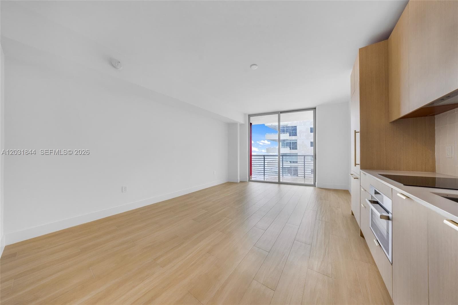 90 NE 32 # 1013, Miami FL 33137 — 2