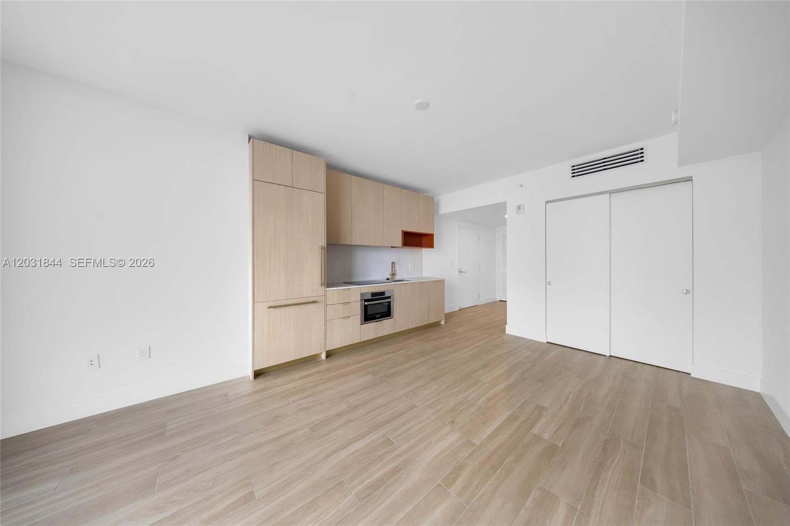 90 NE 32 # 1013, Miami FL 33137 — 6