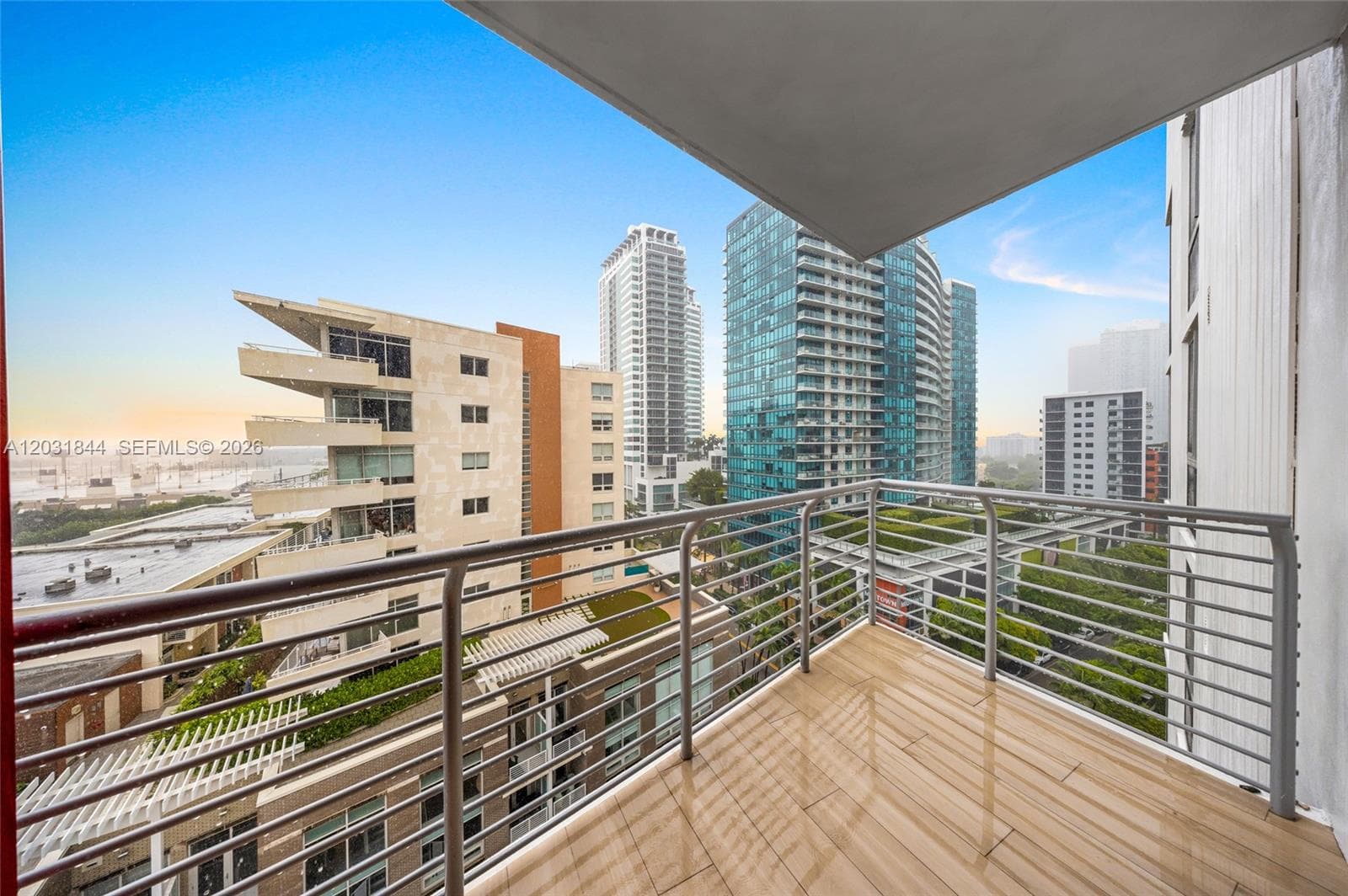 90 NE 32 # 1013, Miami FL 33137 — 12