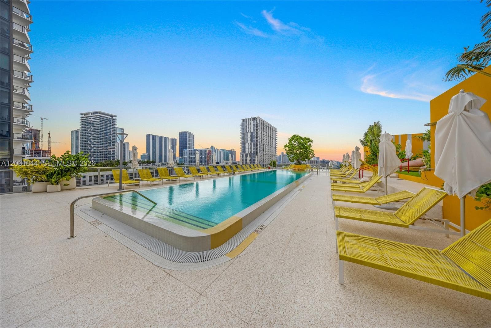 90 NE 32 # 1013, Miami FL 33137 — 24