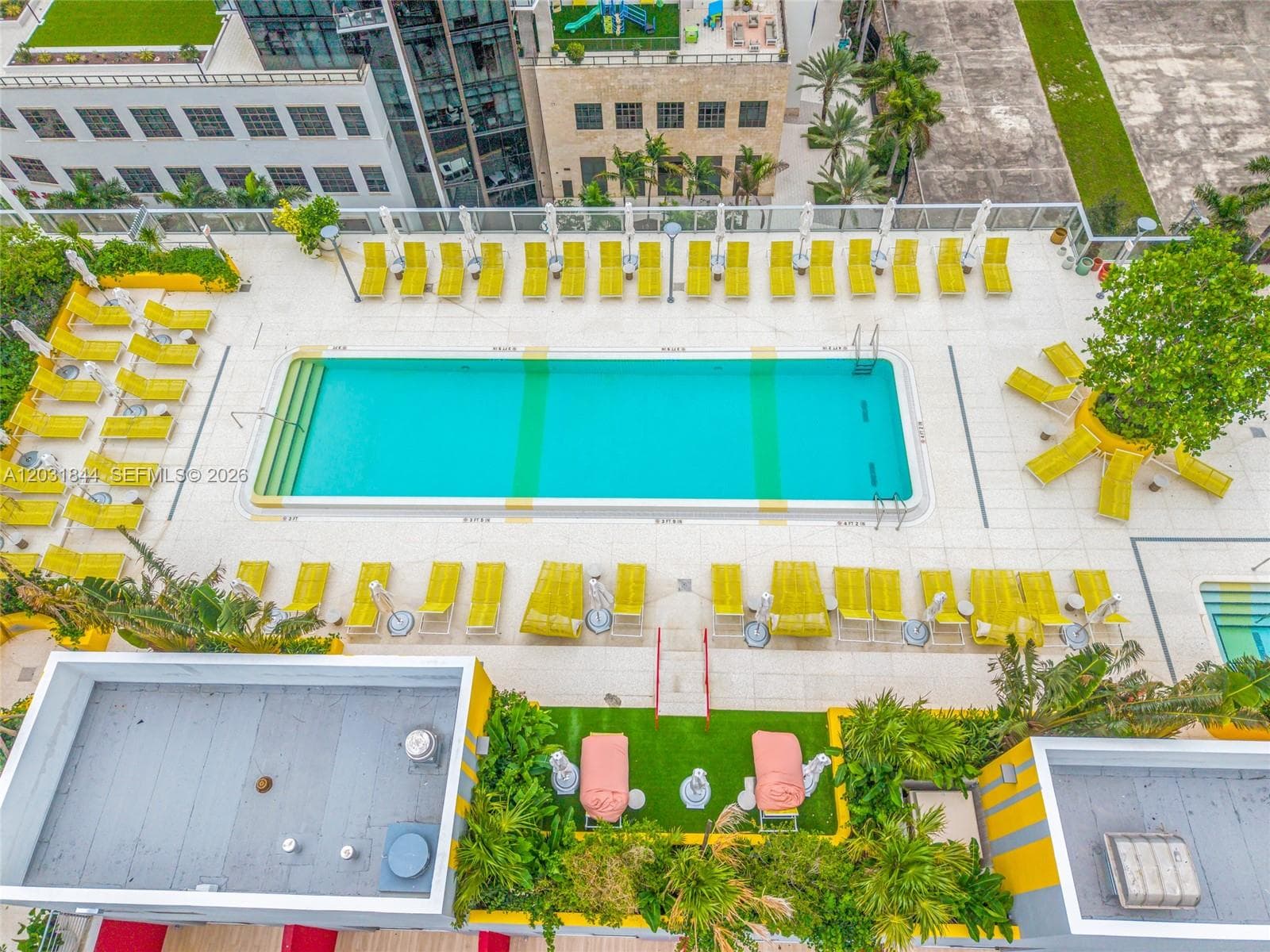 90 NE 32 # 1013, Miami FL 33137 — 60