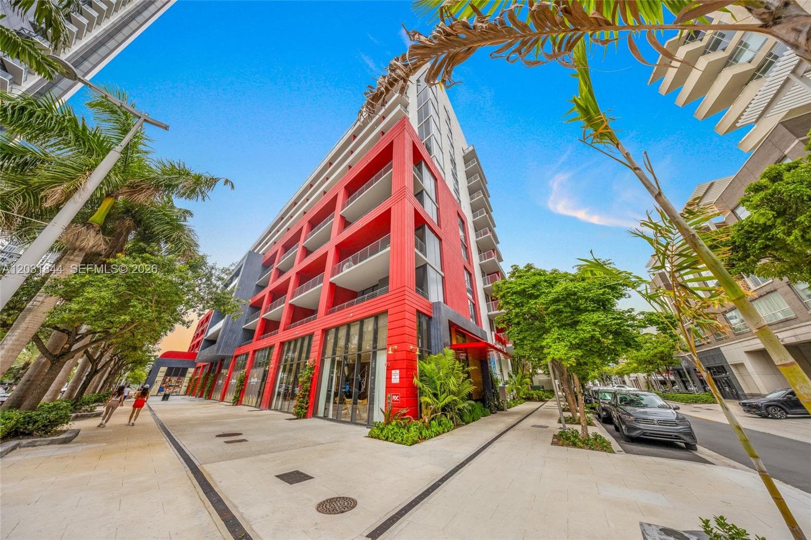 90 NE 32 # 1013, Miami FL 33137 — 21