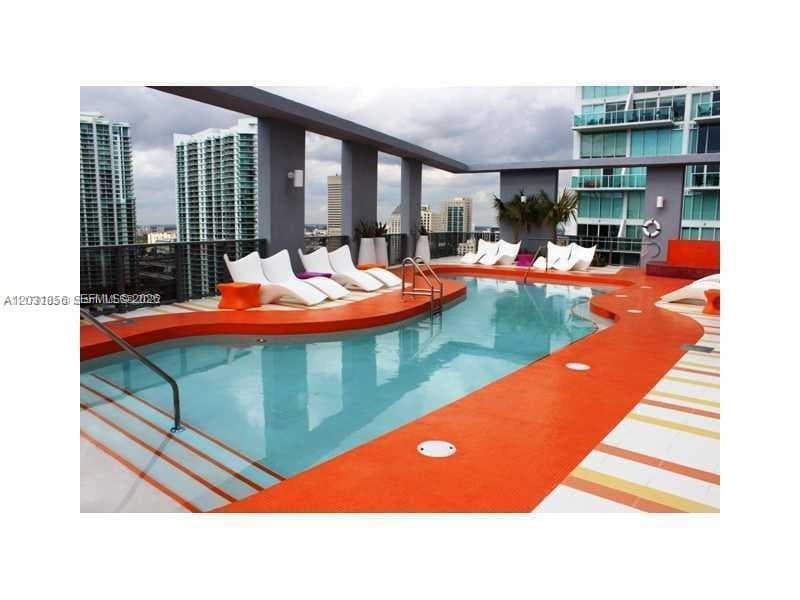31 SE 6th St # 2307, Miami FL 33131 — 18