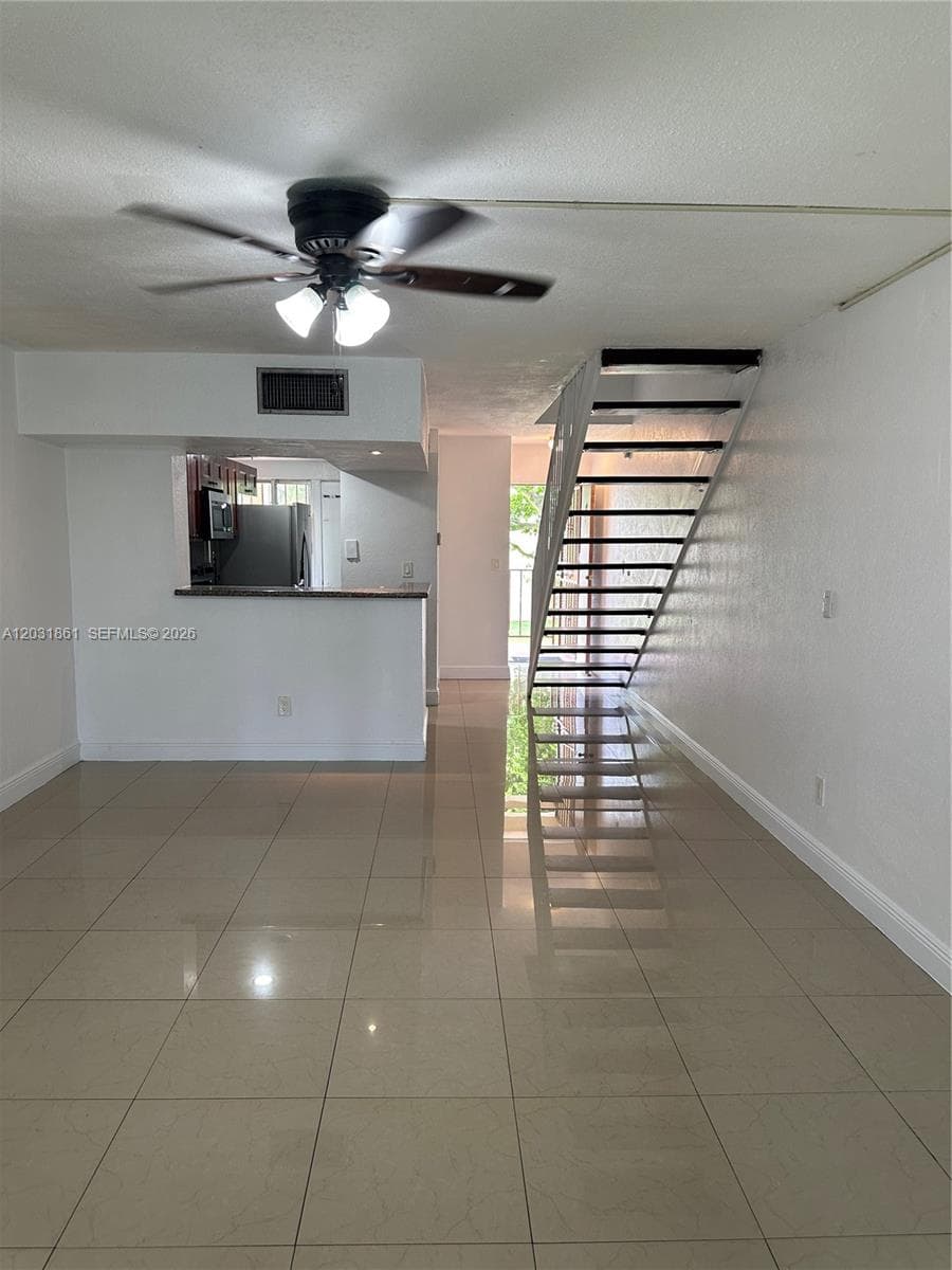 9250 Fontainebleau Blvd # 202, Miami FL 33172 — 5