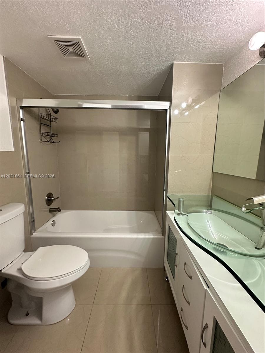 9250 Fontainebleau Blvd # 202, Miami FL 33172 — 20