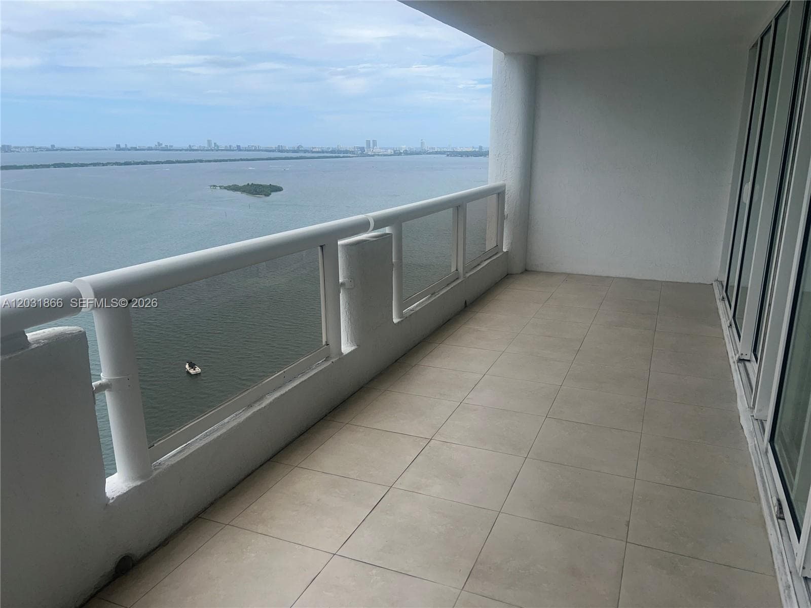 1717 N Bayshore Dr # 3337, Miami FL 33132 — 16