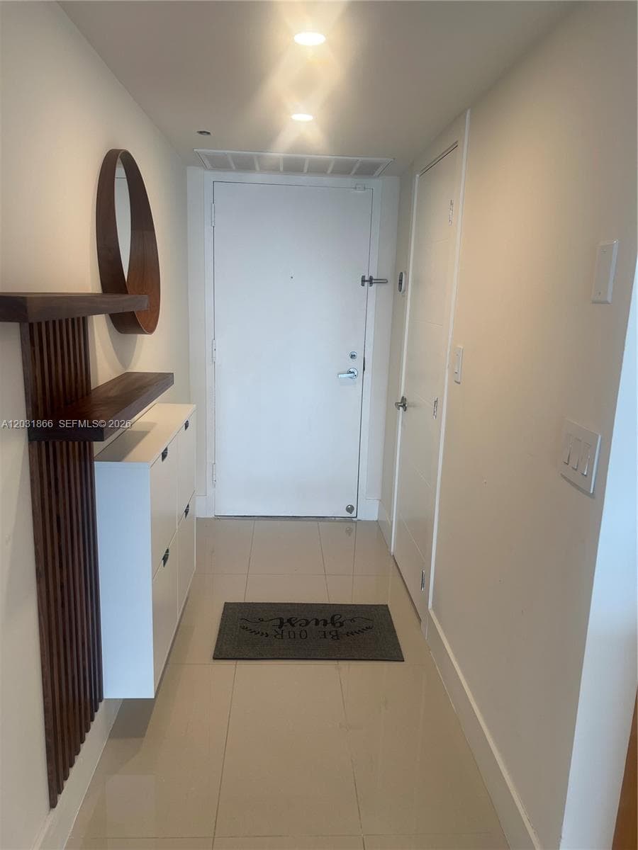 1717 N Bayshore Dr # 3337, Miami FL 33132 — 7