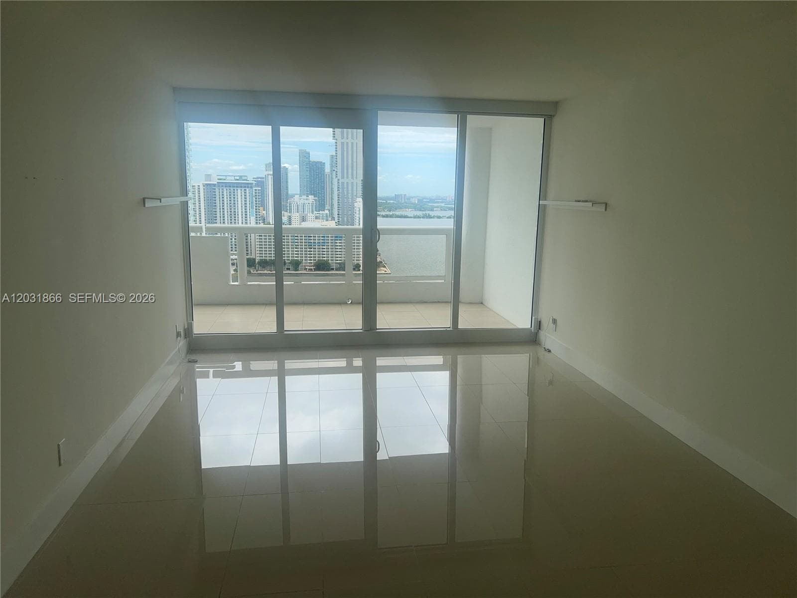 1717 N Bayshore Dr # 3337, Miami FL 33132 — 10