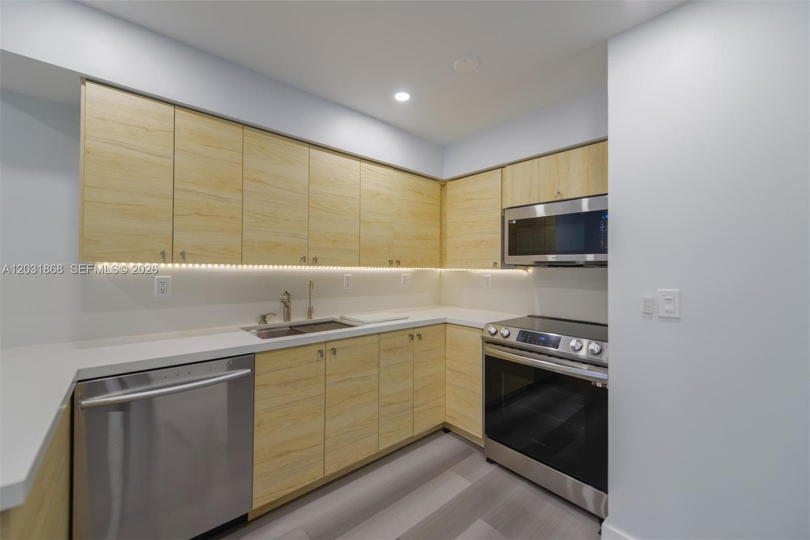 1800 NW 24th Ave # 712, Miami FL 33125 — 10