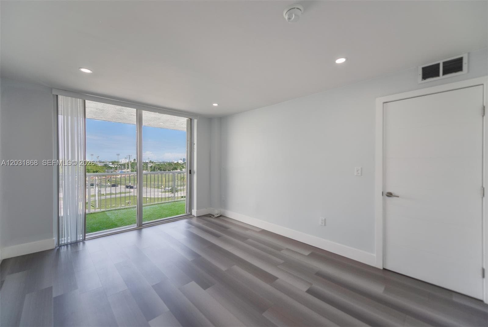 1800 NW 24th Ave # 712, Miami FL 33125 — 14
