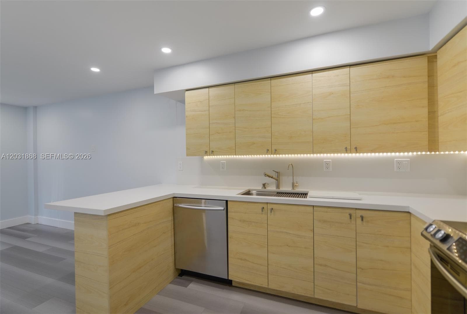 1800 NW 24th Ave # 712, Miami FL 33125 — 11