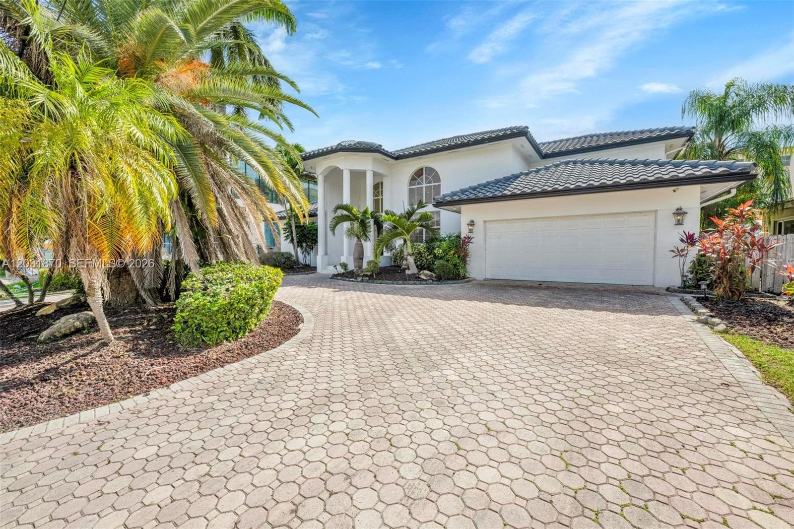 2940 NE 164th St, North Miami Beach FL 33160 — 35