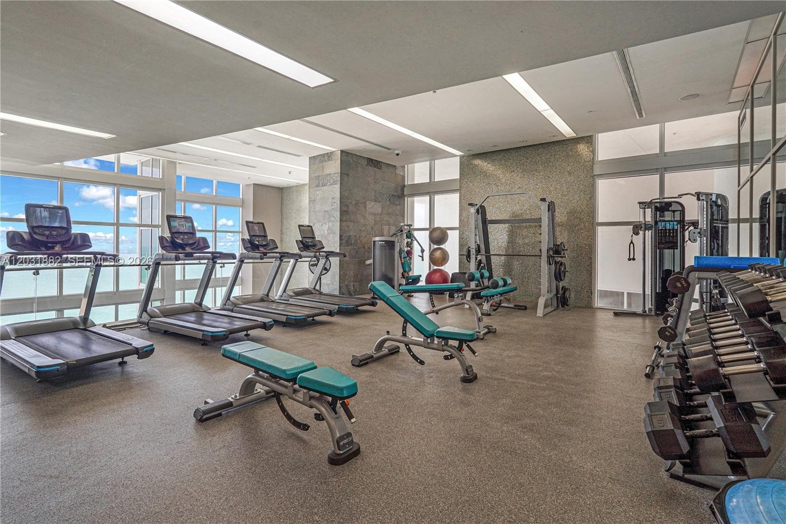 18201 Collins Ave # 2008A, Sunny Isles Beach FL 33160 — 25