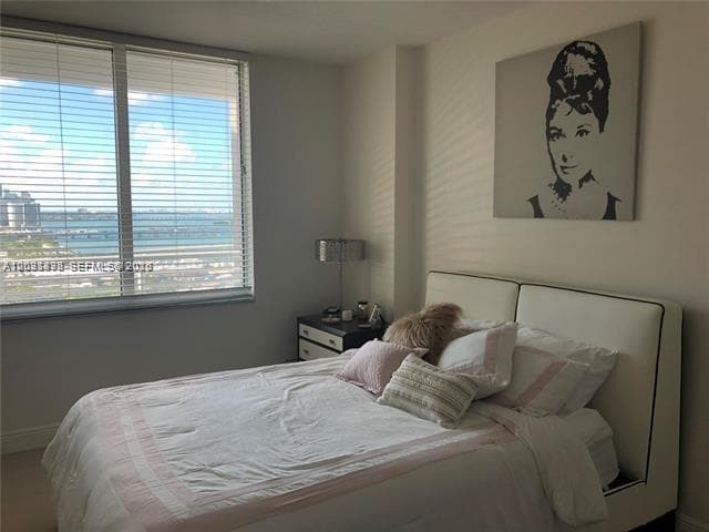 325 S Biscayne Blvd # 2824, Miami FL 33131 — 17