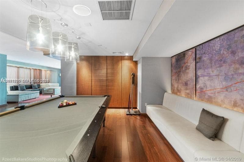 325 S Biscayne Blvd # 2824, Miami FL 33131 — 11