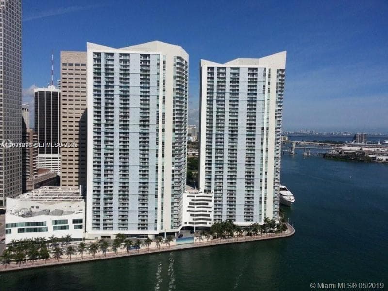 325 S Biscayne Blvd # 2824, Miami FL 33131 — 8