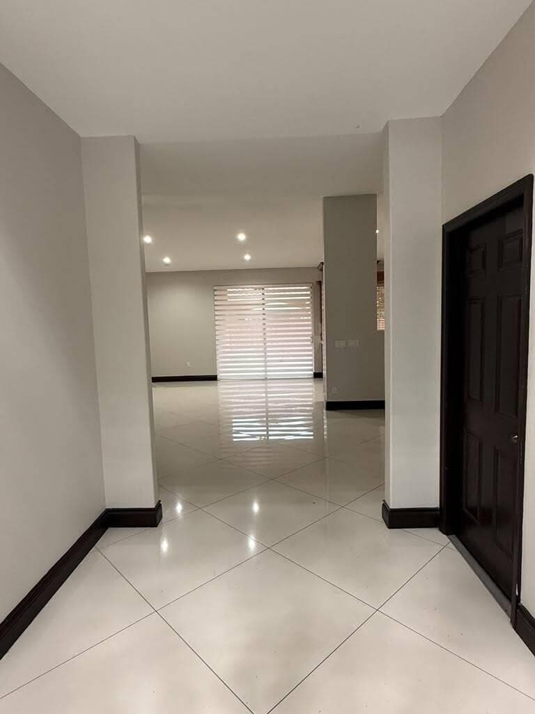 9141 NW 152nd Street, Miami Lakes FL 33018 — 4