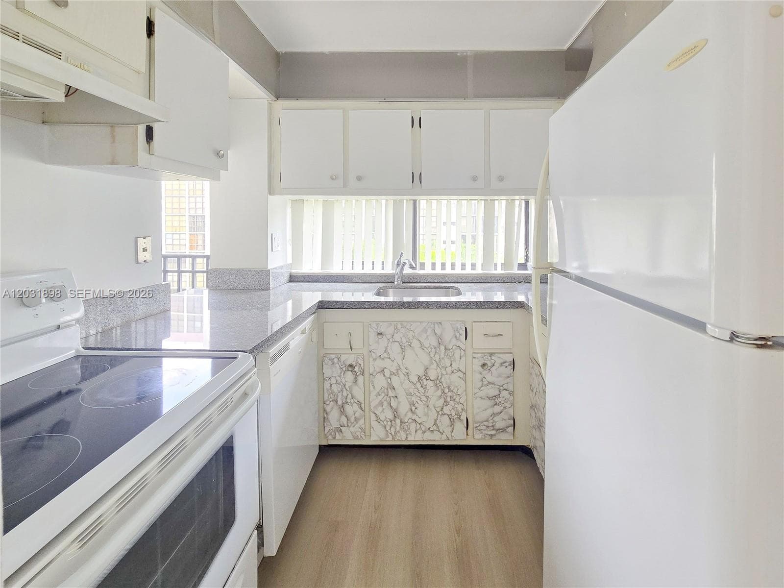 16919 N Bay Rd # 517, Sunny Isles Beach FL 33160 — 2