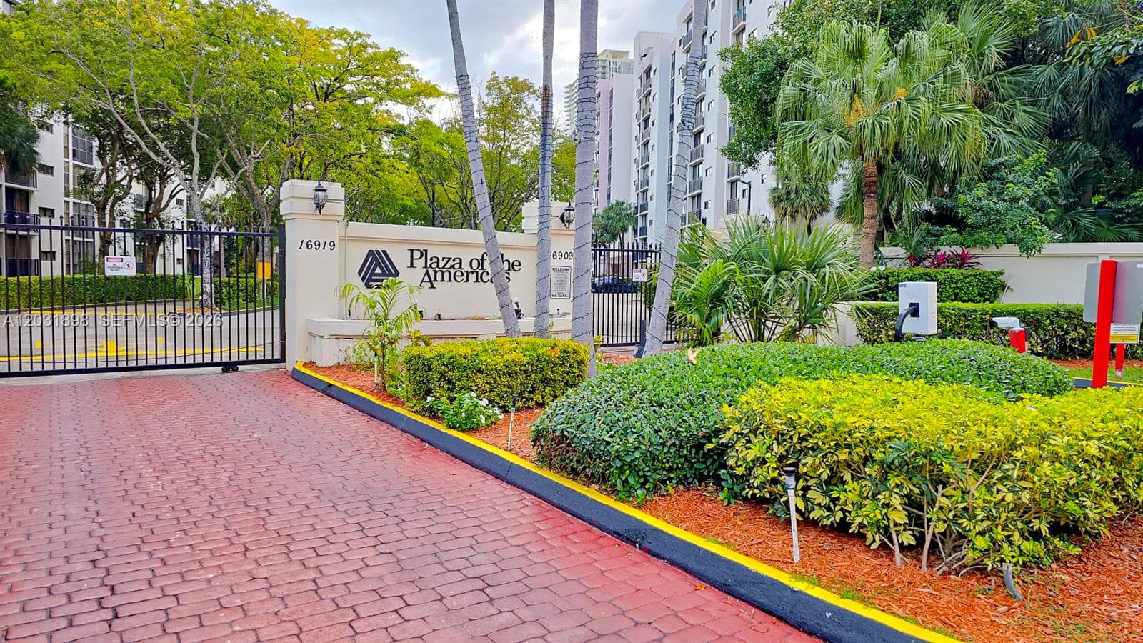 16919 N Bay Rd # 517, Sunny Isles Beach FL 33160 — 17