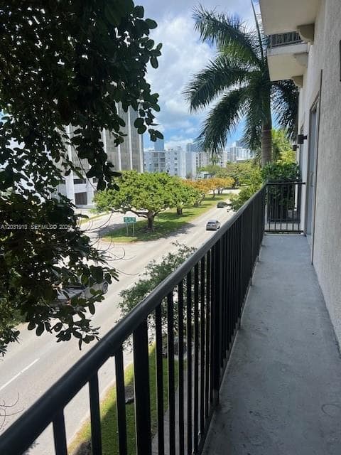 2701 SW 3rd Ave # 302, Miami FL 33129 — 4