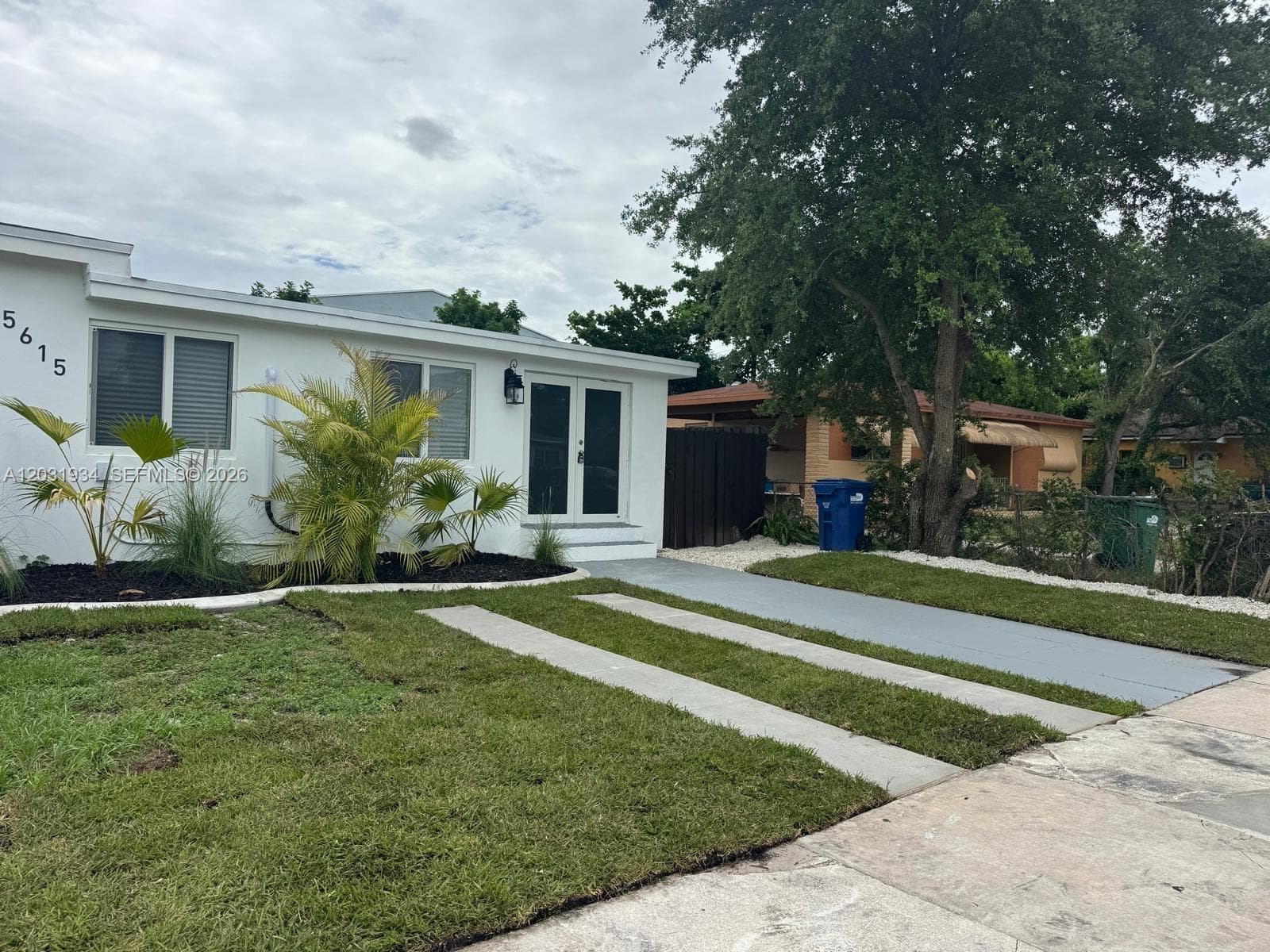 15615 NE 5th Ct # A, Miami FL 33162 — 2