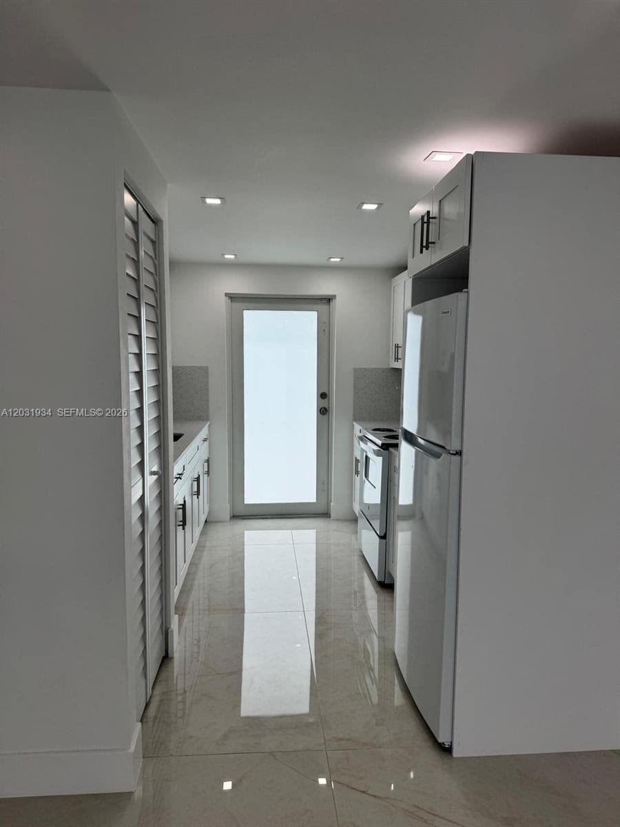15615 NE 5th Ct # A, Miami FL 33162 — 6
