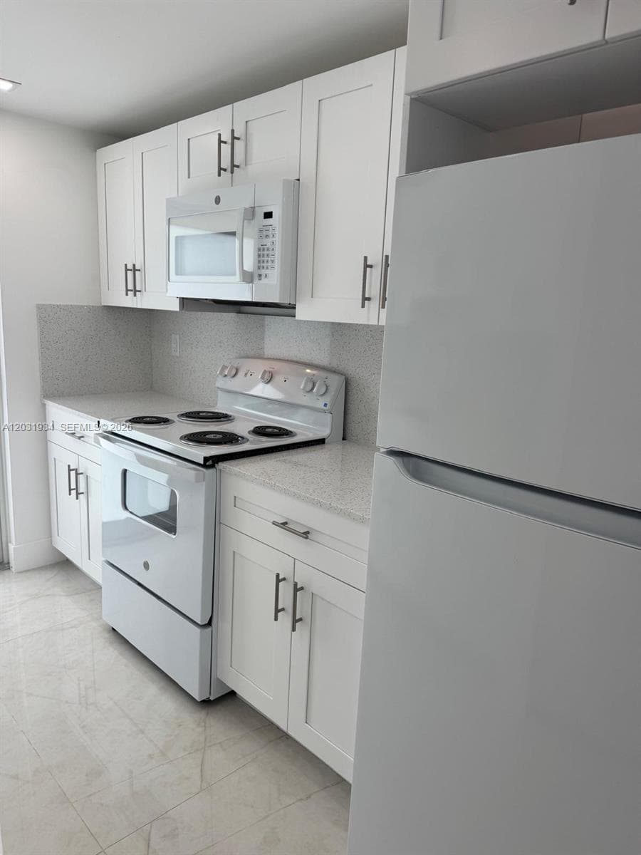 15615 NE 5th Ct # A, Miami FL 33162 — 7