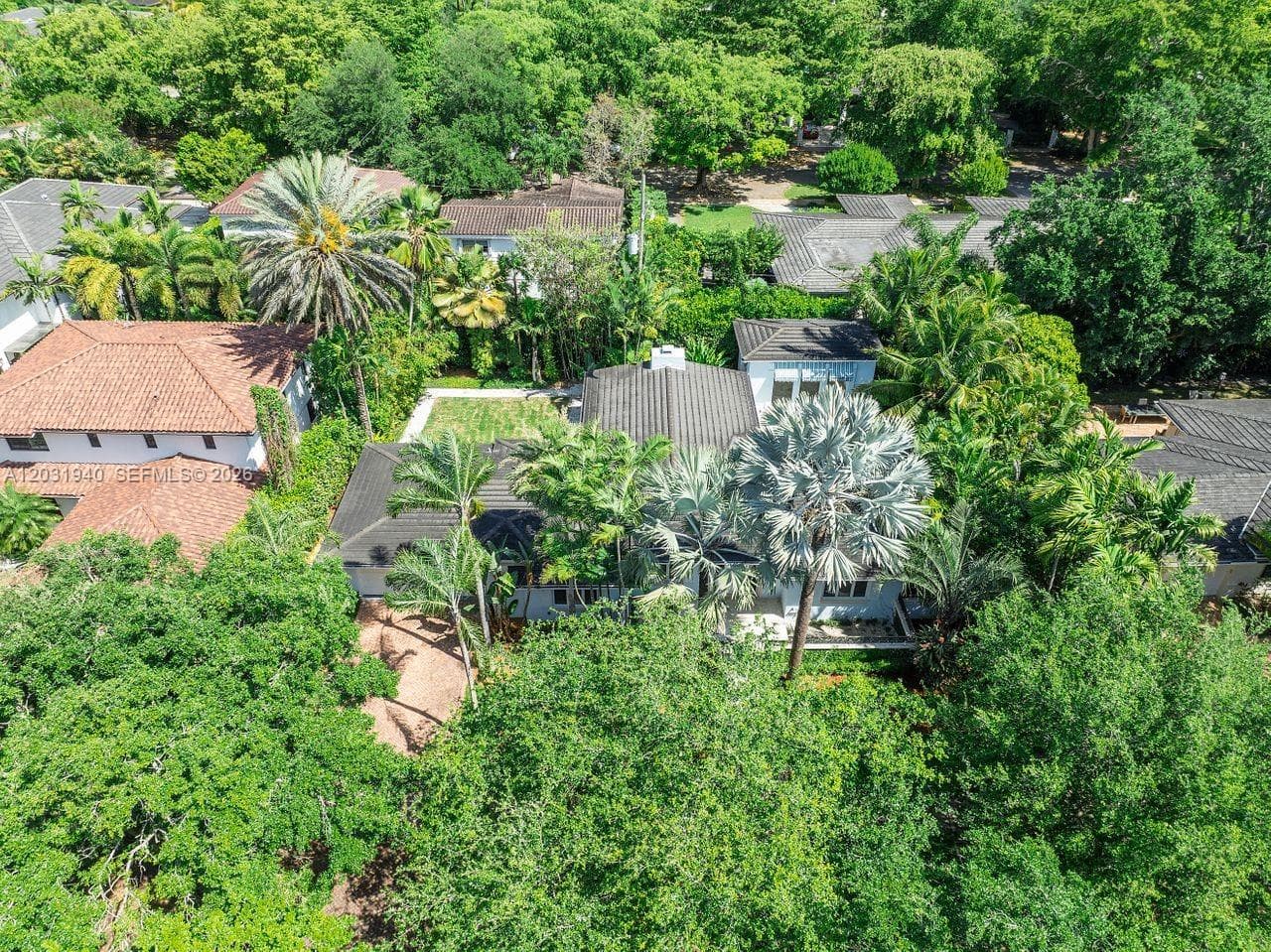 1037 Alfonso Ave, Coral Gables FL 33146 — 6