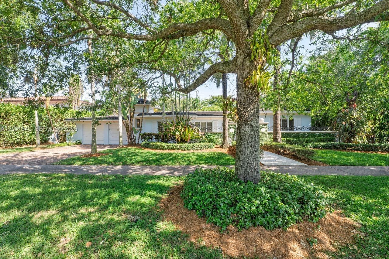 1037 Alfonso Ave, Coral Gables FL 33146 — 12