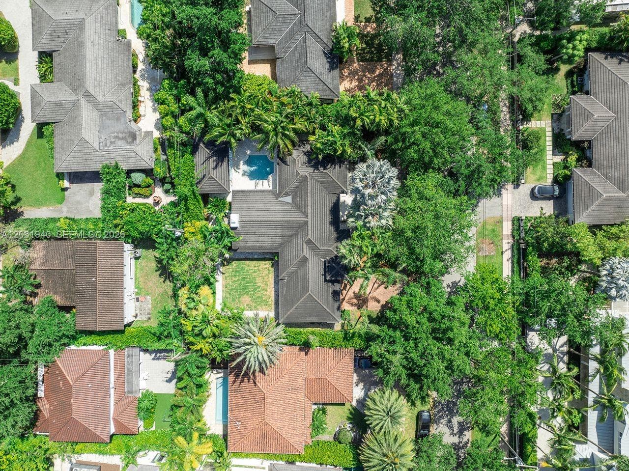 1037 Alfonso Ave, Coral Gables FL 33146 — 7