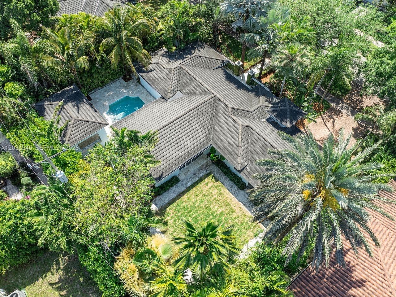 1037 Alfonso Ave, Coral Gables FL 33146 — 9