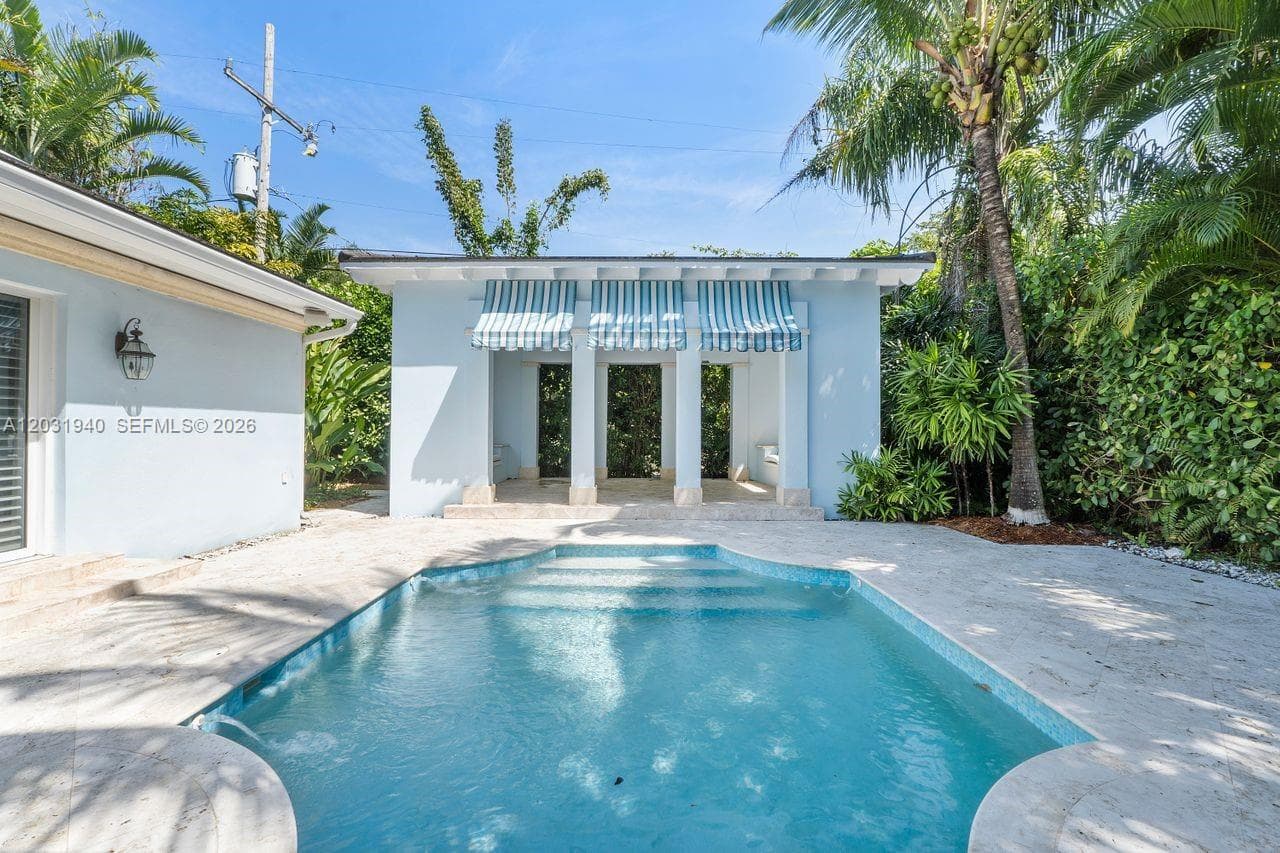 1037 Alfonso Ave, Coral Gables FL 33146 — 49