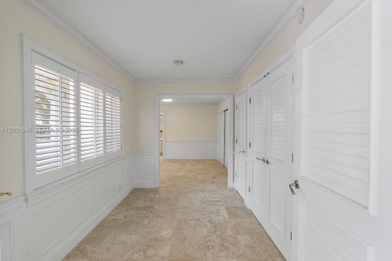 1037 Alfonso Ave, Coral Gables FL 33146 — 19