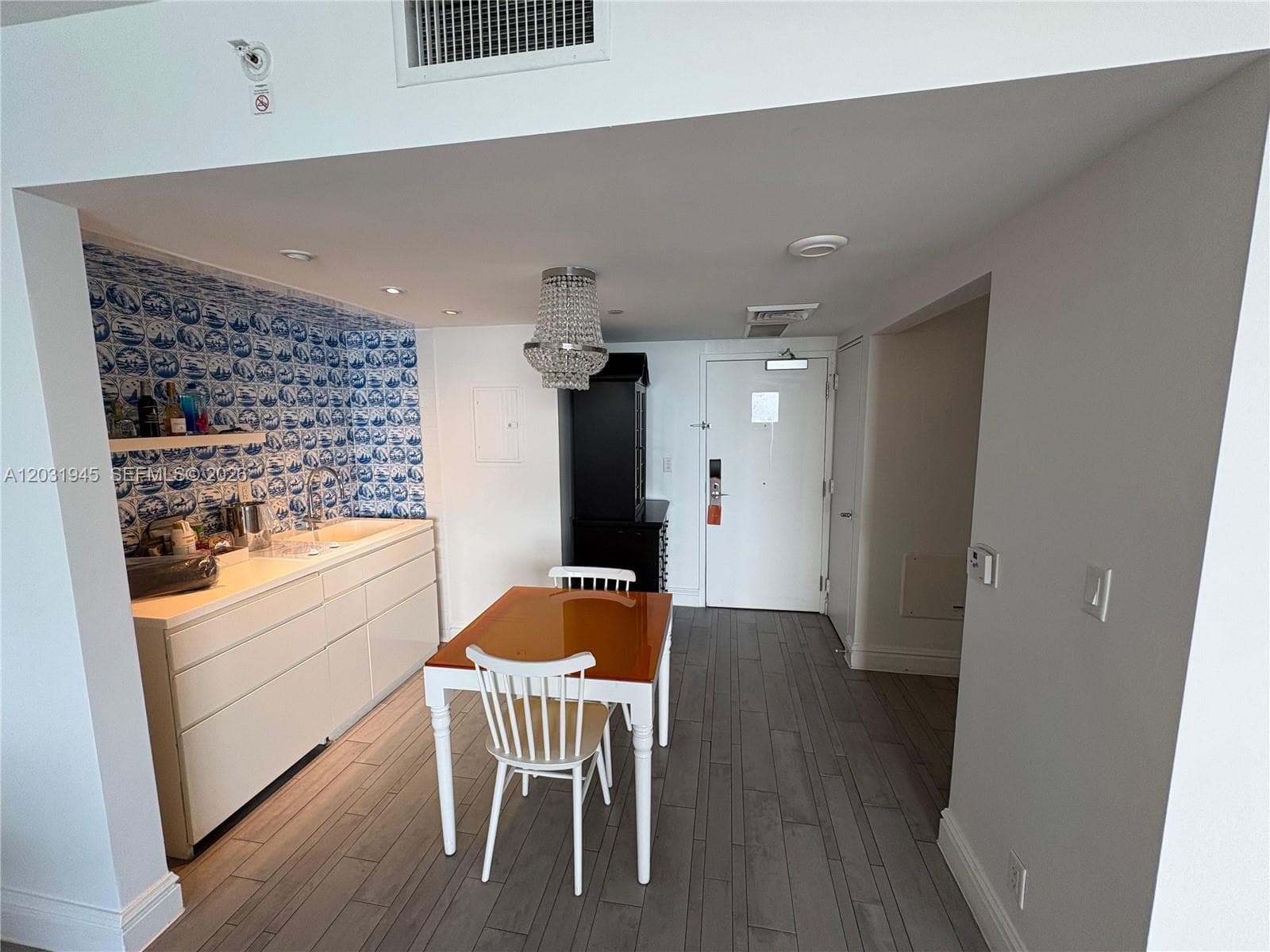1100 West Ave # 418, Miami Beach FL 33139 — 8
