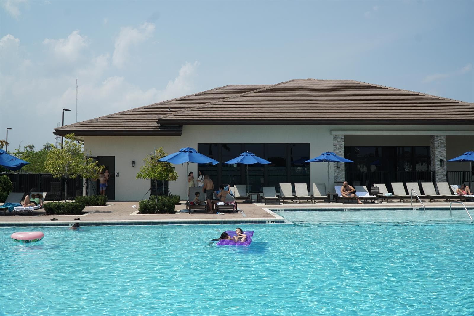 21435 NE 2nd Place, Miami FL 33161 — 22
