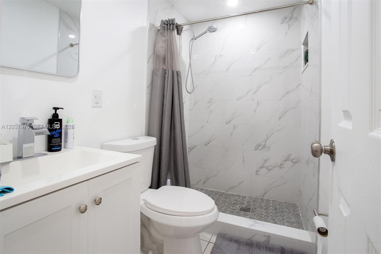 855 W 70th Pl, Hialeah FL 33014 — 27